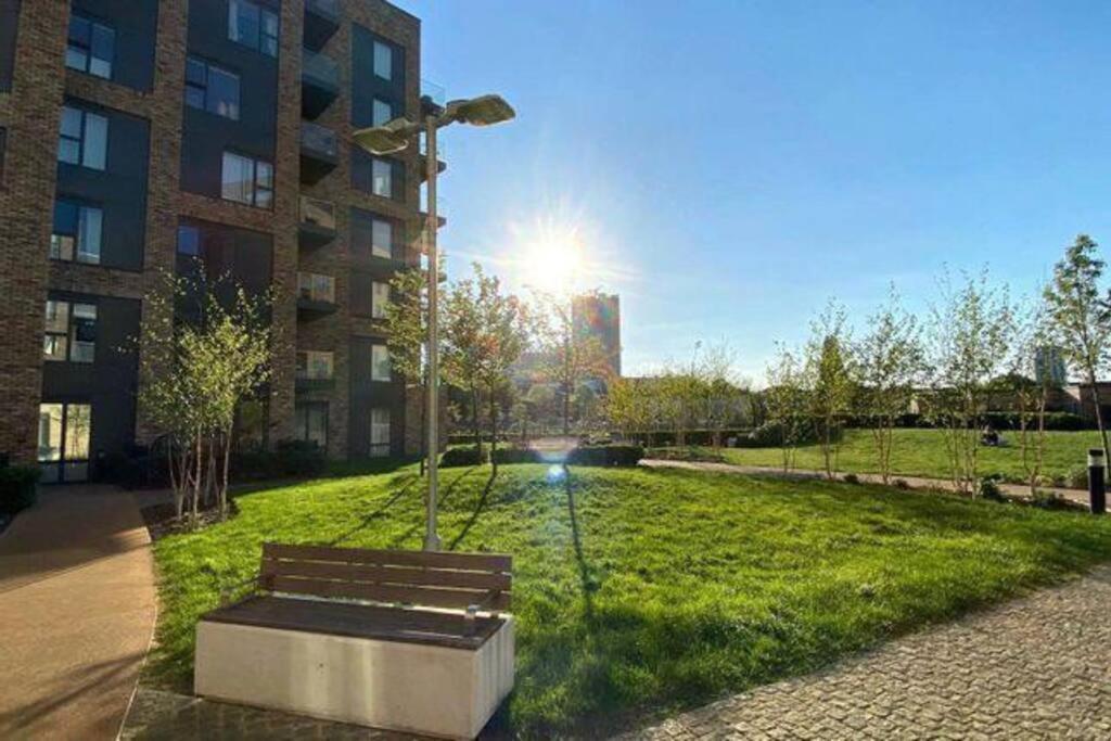 Luxury 2 Bed Ensuite 2 Bathroom Apartment East Croydon South Norwood Экстерьер фото